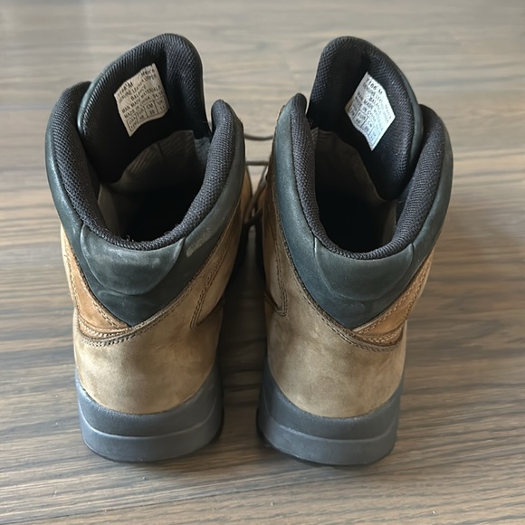 Vasque Men’s Hiking Boots - size 12M - Picture 3 of 5